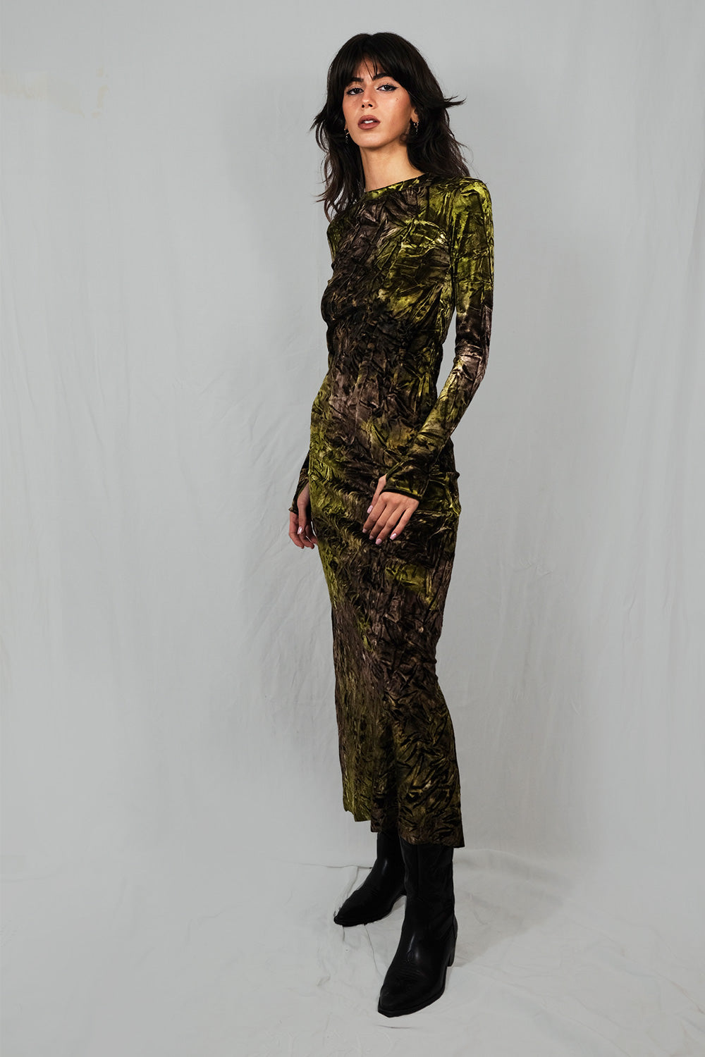Georgia Georgia georgjia aura jade tekhil upcycling mode vêtement marseille fin de stocks art bijoux rituels macramé atelier seconde main design textile
